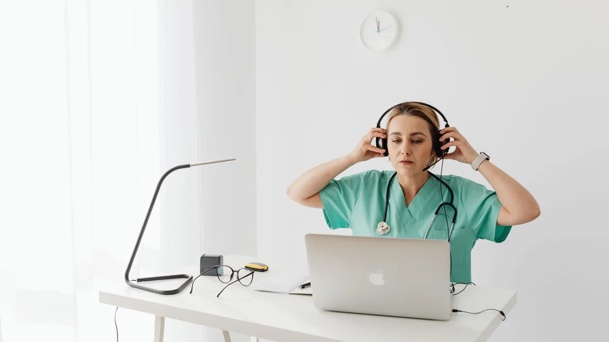 Dental Virtual Assistant: Fill Your Chair and Clear Your Front-Desk Backlog